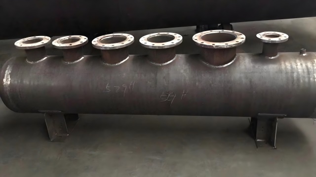 郊区水泵集分水器